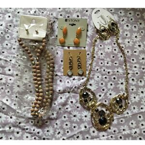 Fashion Jewelry Lot of 4 Pieces - Earrings Necklaces Assortment - See Photos